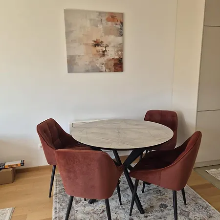 - Elegant 2br & 2ba